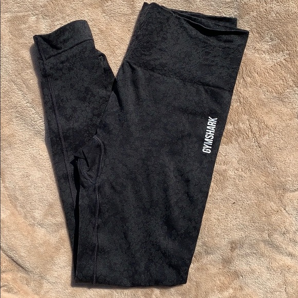 Matching bra and leggings camp gym shark set - Picture 2 of 5